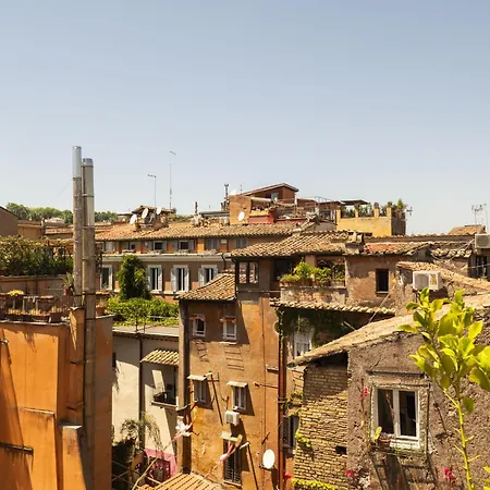 Trastevere Charming *